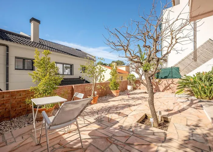Charming Haven On The Portuguese Riviera