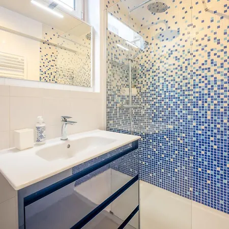 Charming Haven On The Portuguese Riviera Parede
